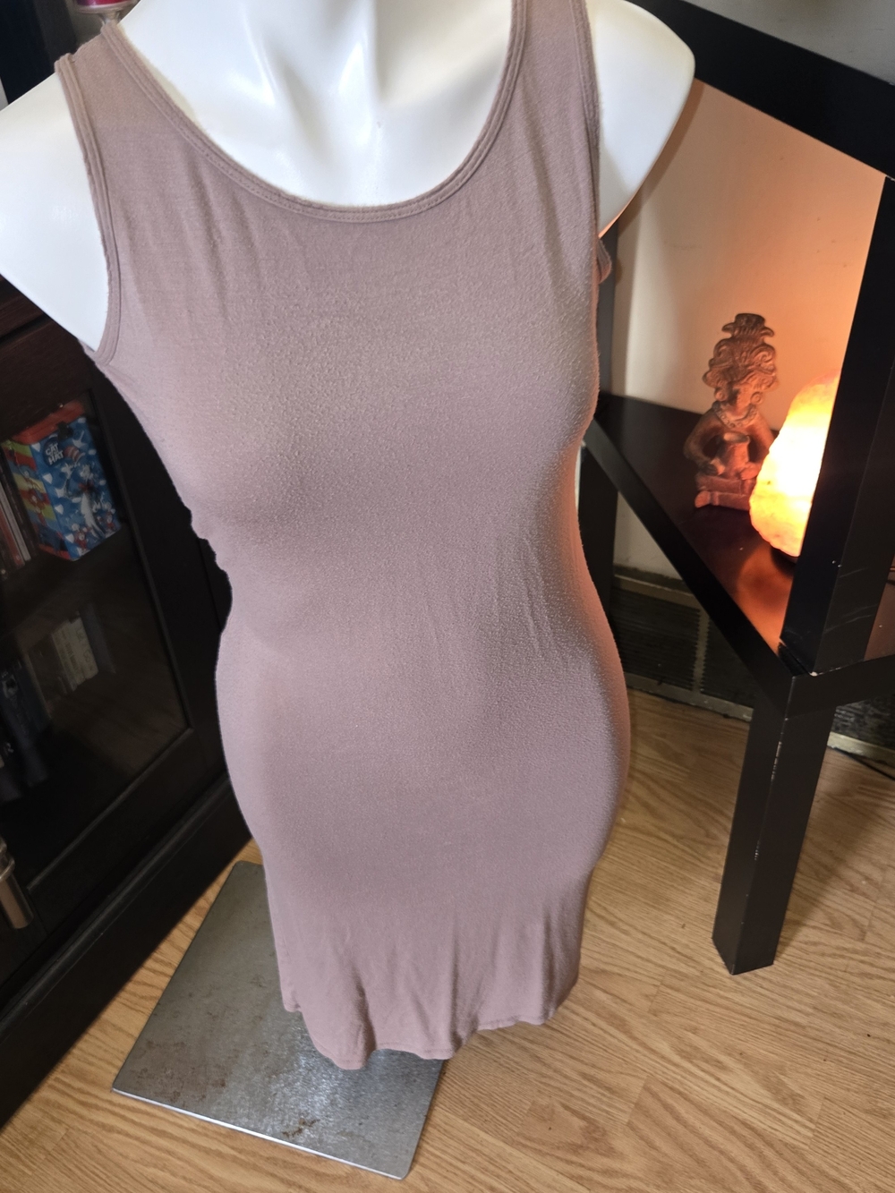 Women’s Sleeveless Scoop Neck Bodycon Dress - Dusty Mauve